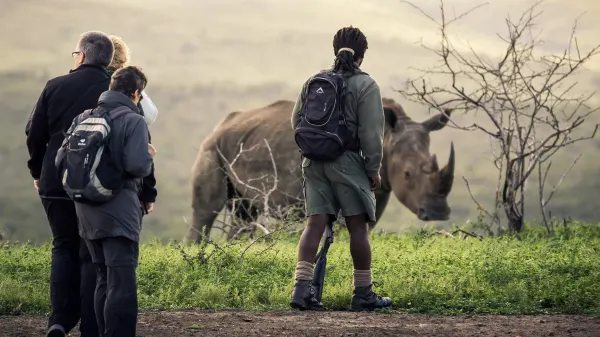 Rhino Ridge Safari Lodge_Walking with rhinos